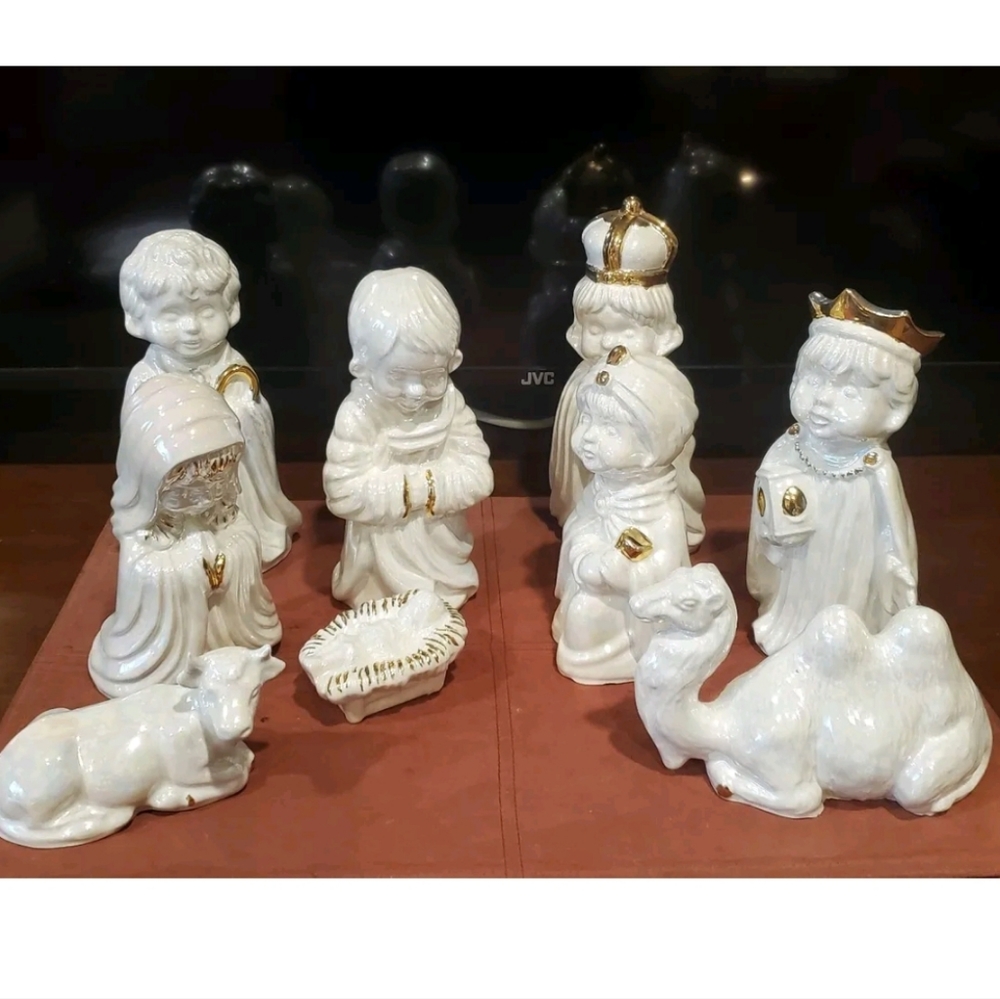 Signed Vintage 1975 Arnel's Ceramic Nativity - Picture 4 of 4